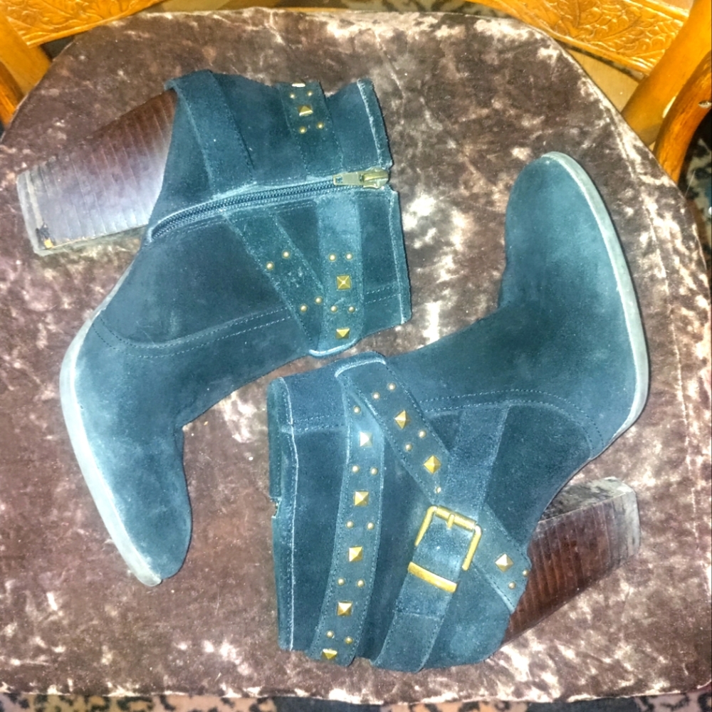 Julianne Hough Suede Studded Ankle Boots 8.5